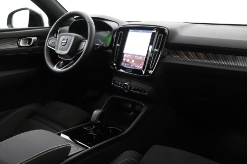 Volvo EX40