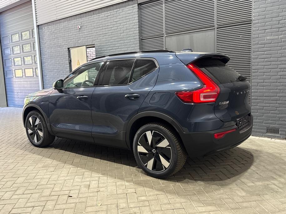 Volvo EX40