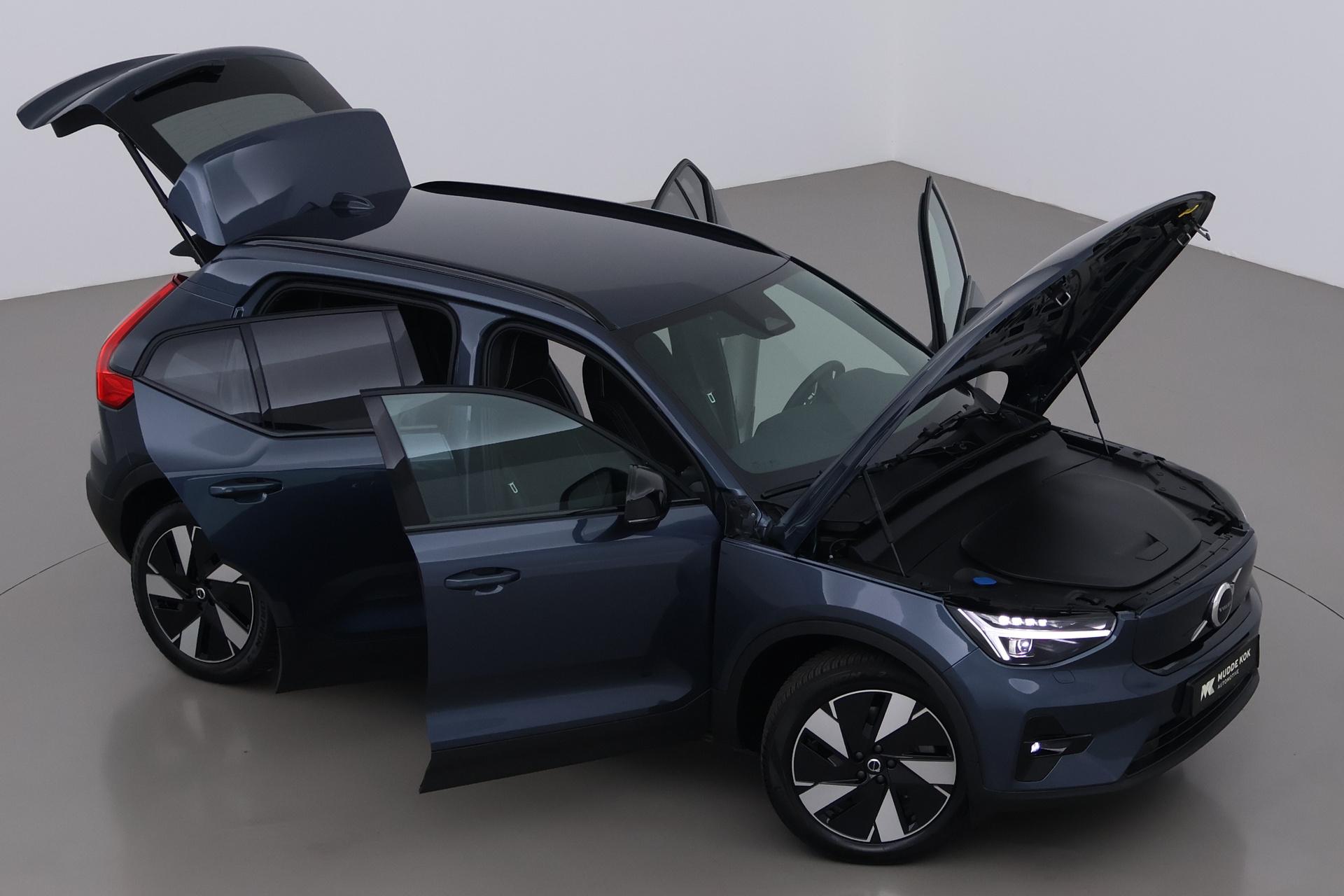 Volvo EX40