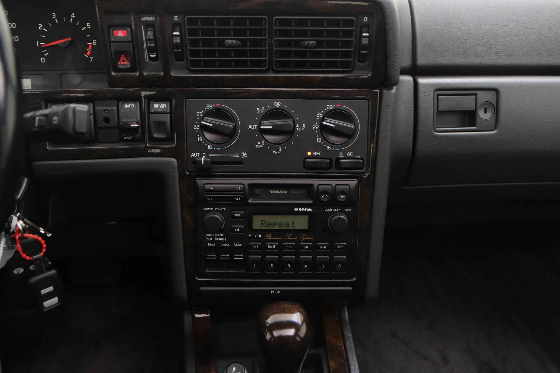 Volvo 850
