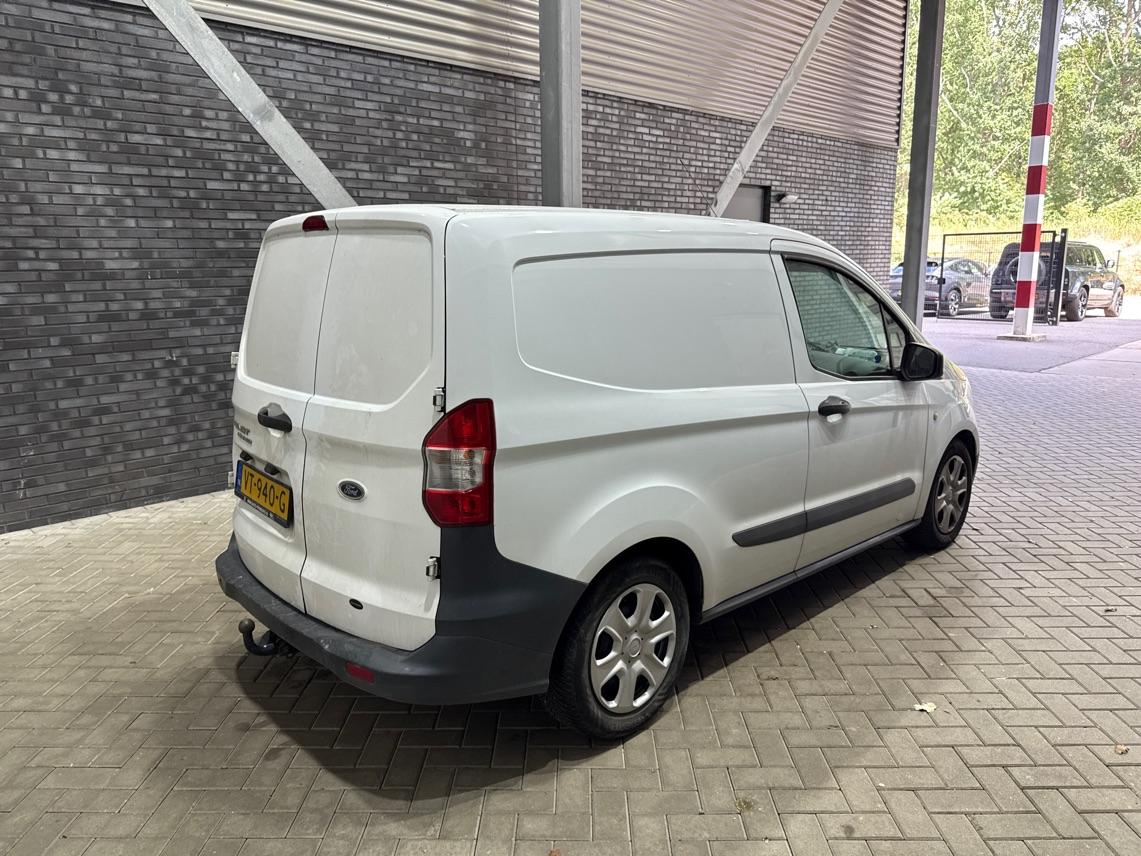 Ford Transit Courier