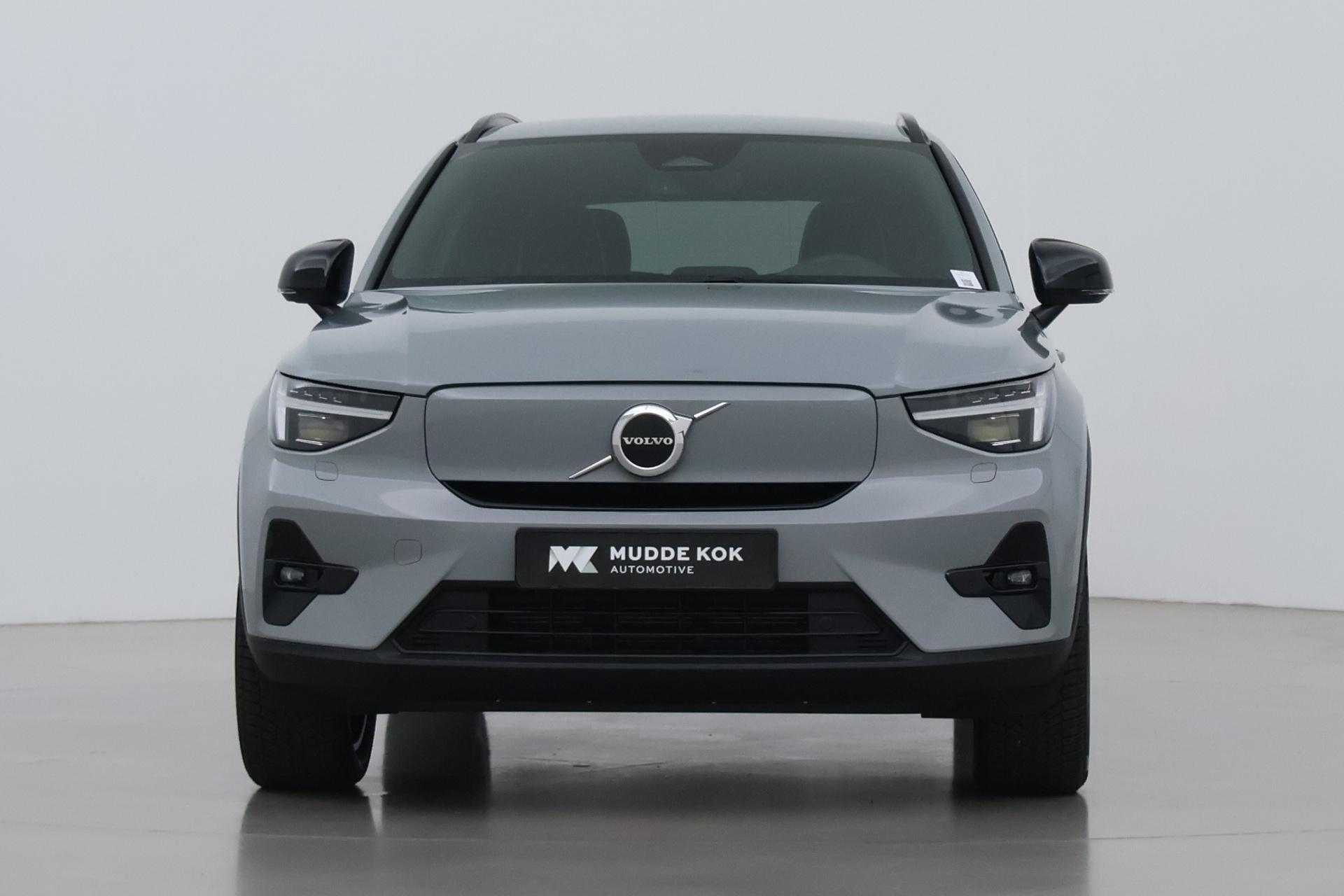Volvo EX40