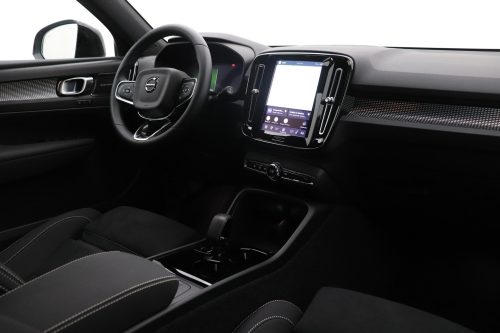 Volvo EX40