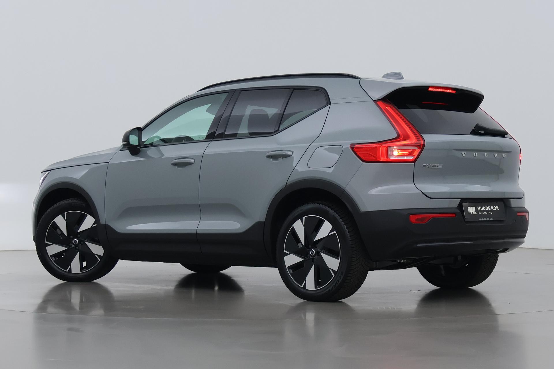 Volvo EX40
