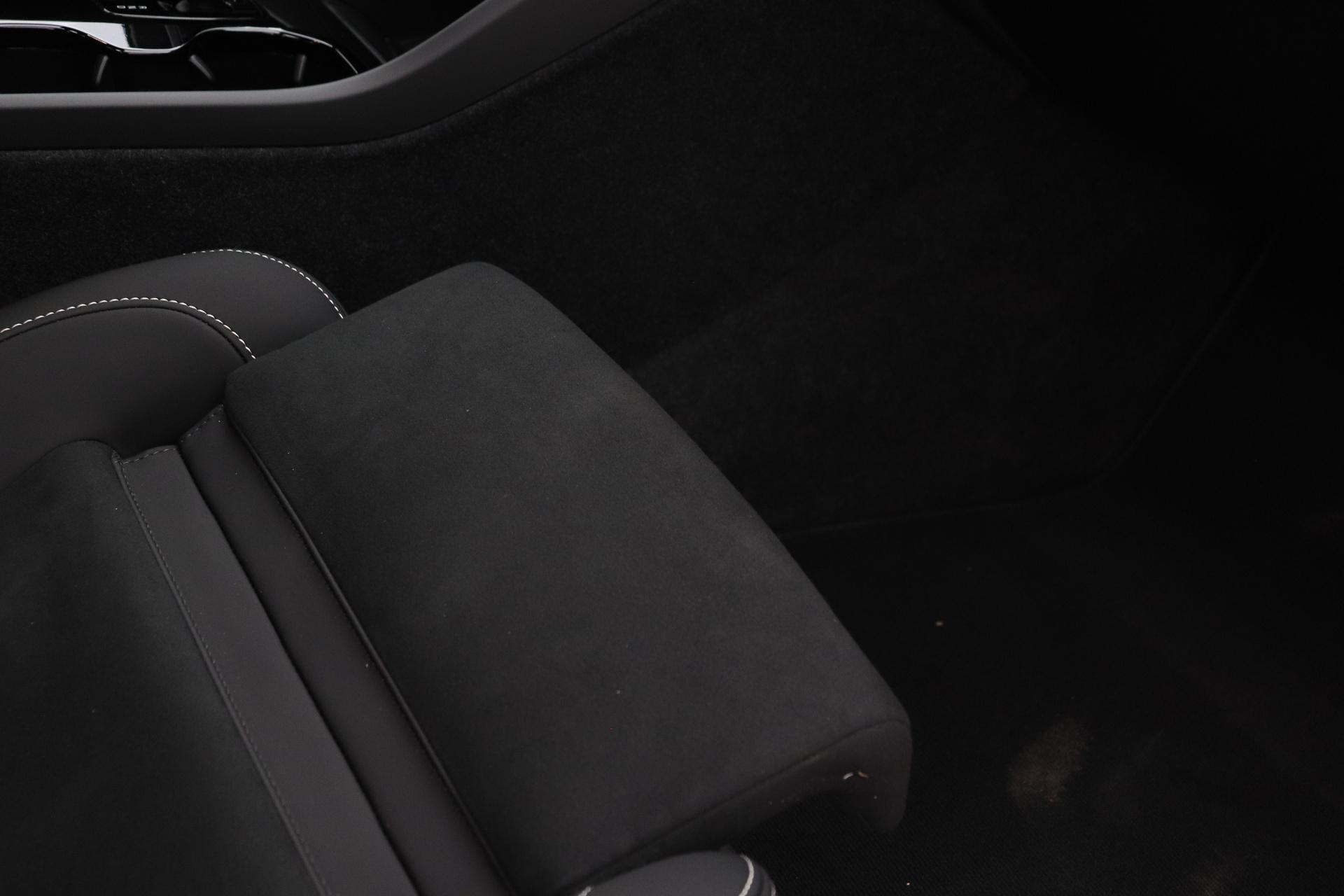 Volvo EX40