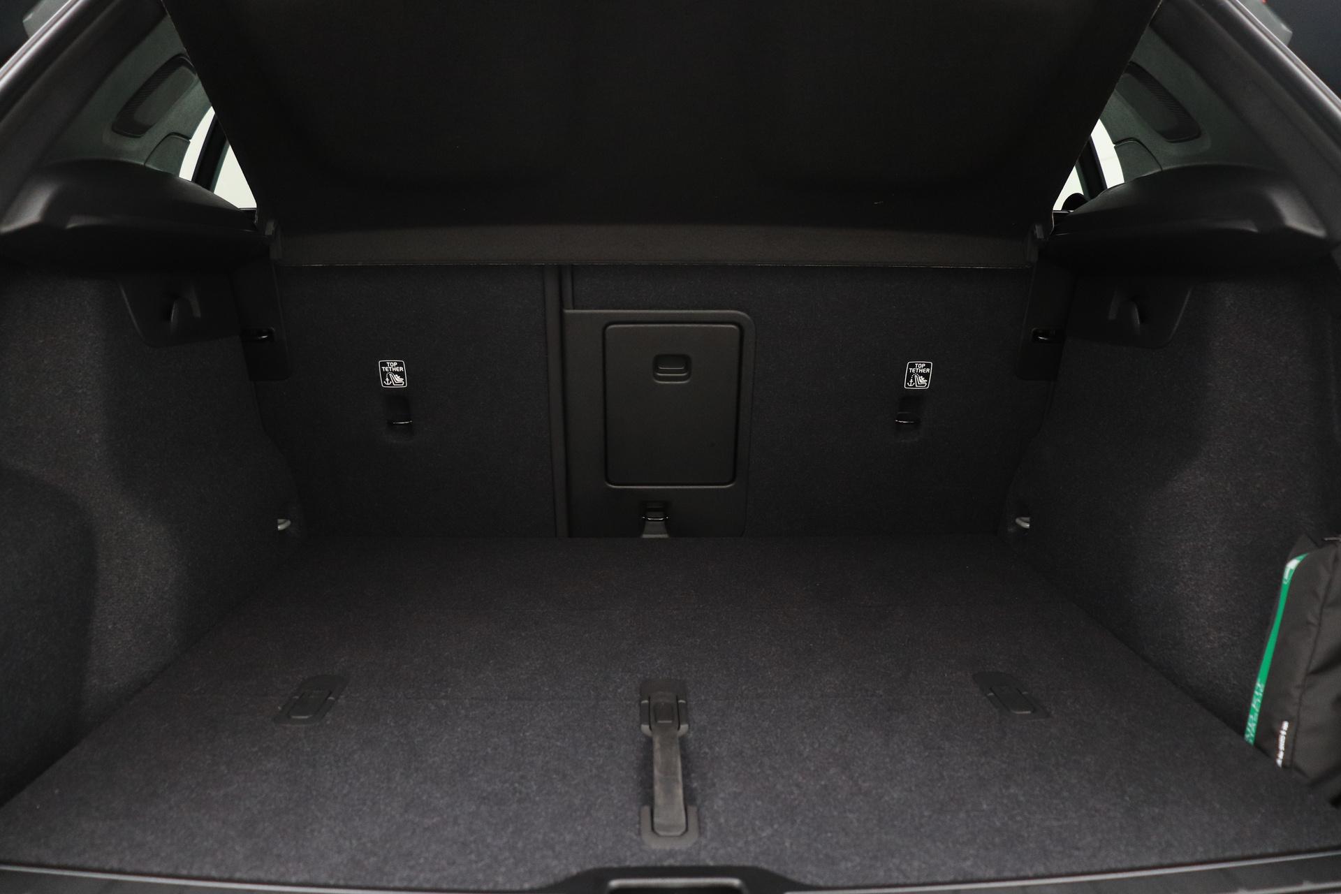 Volvo EX40