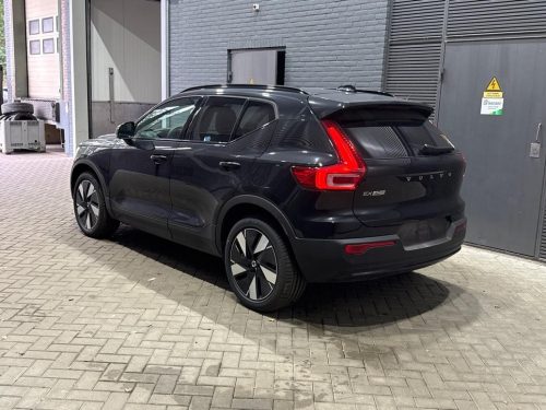 Volvo EX40