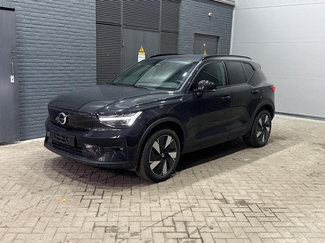 Volvo EX40