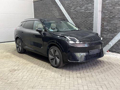 Lynk&co 08