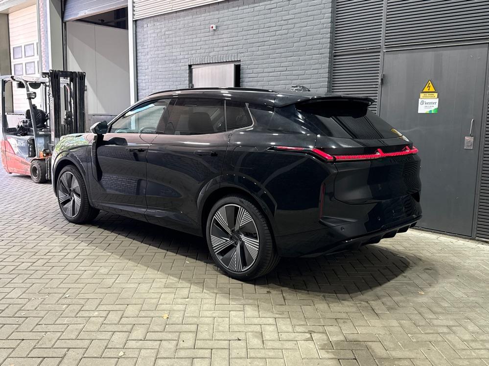 Lynk&co 08