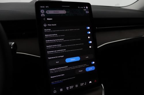 Volvo ES90