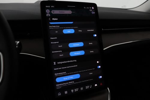 Volvo ES90