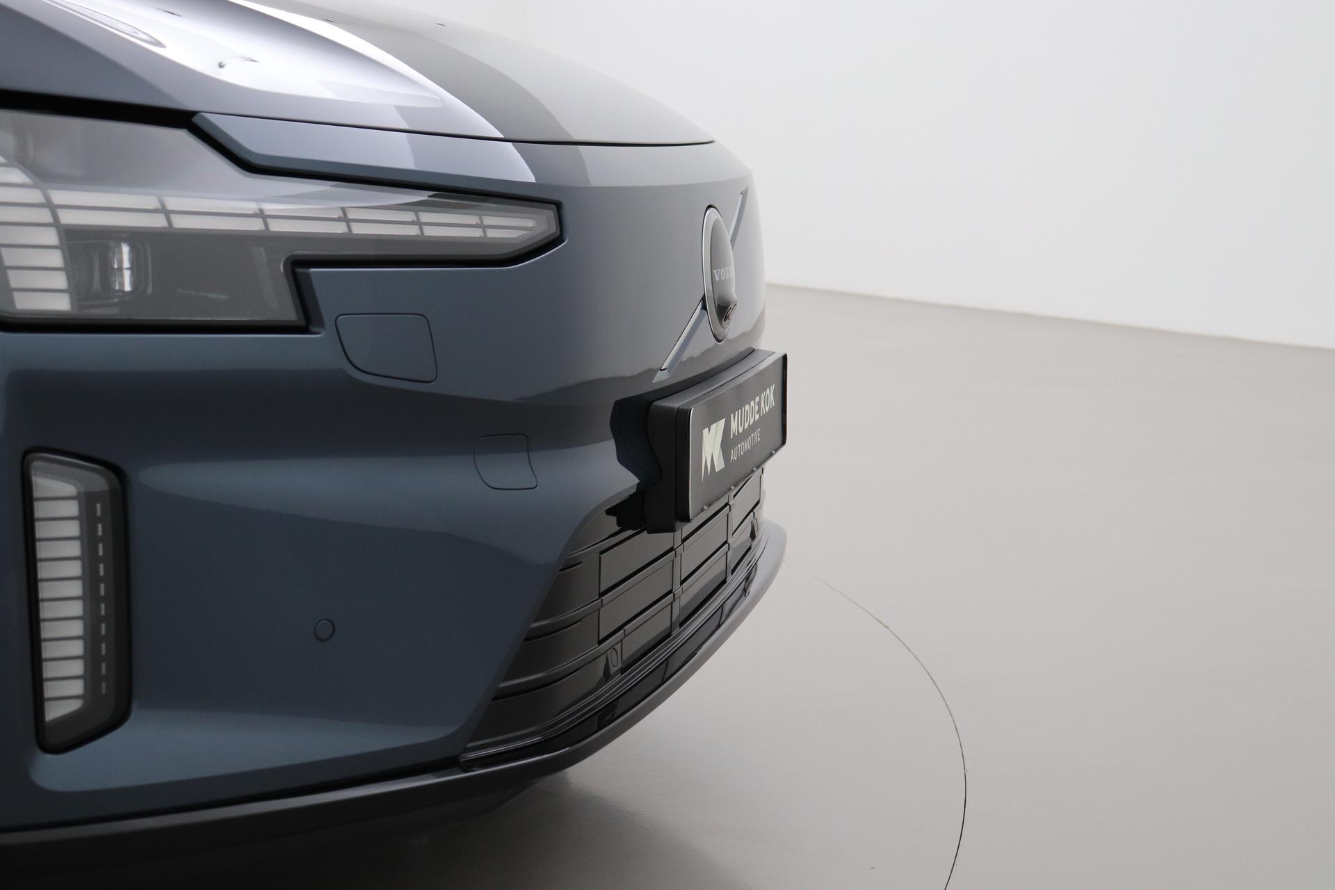 Volvo ES90