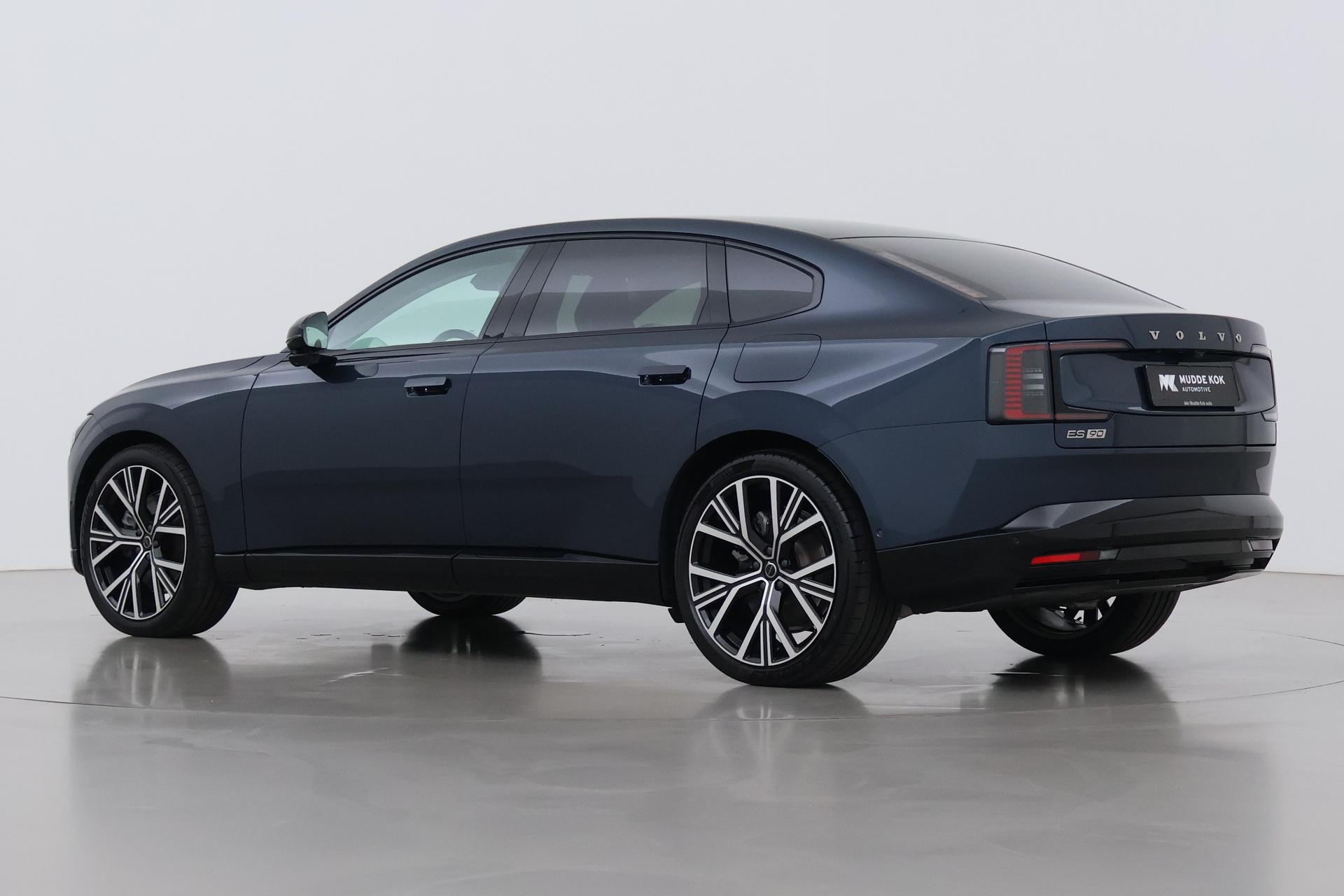 Volvo ES90