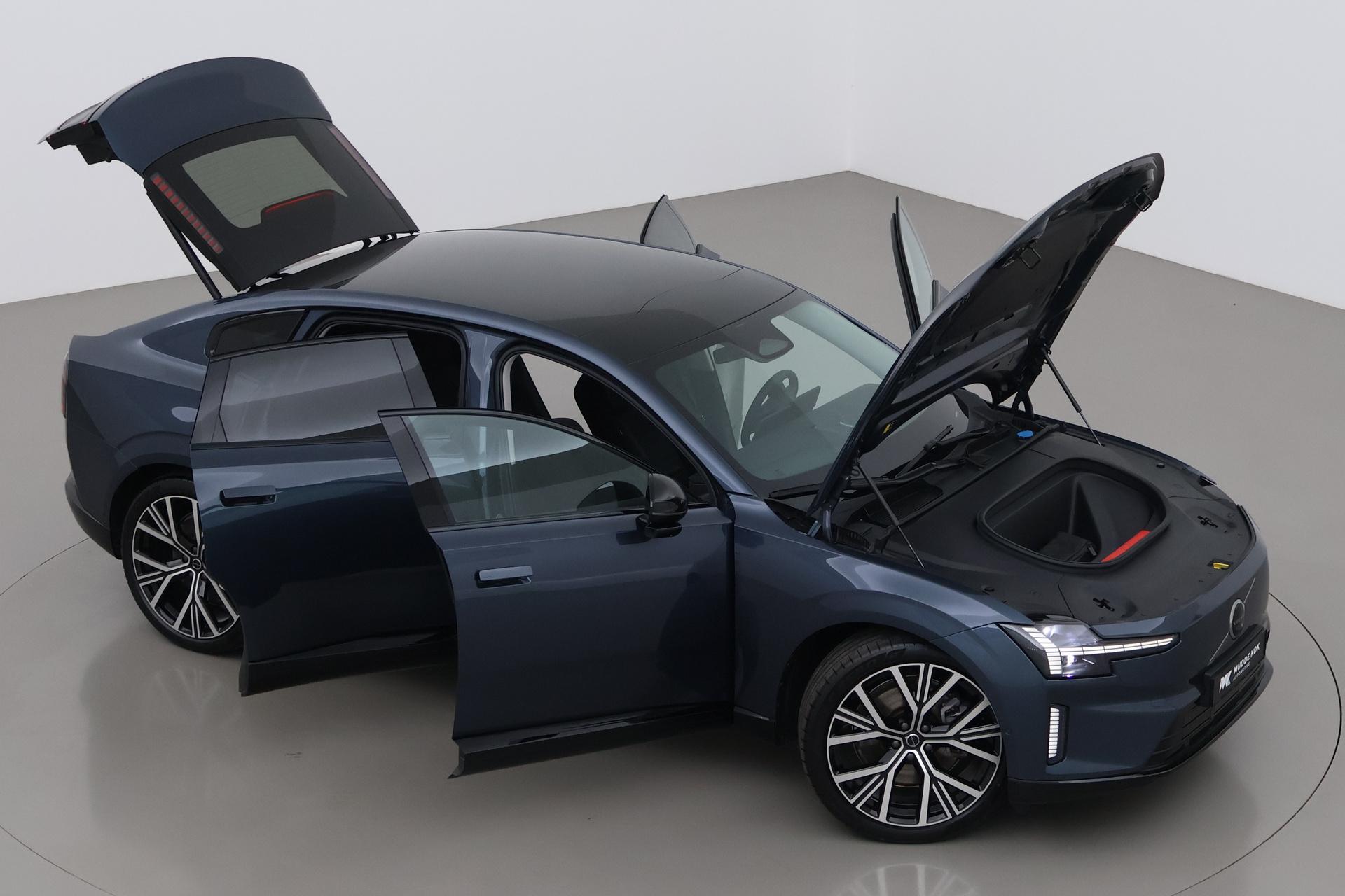 Volvo ES90