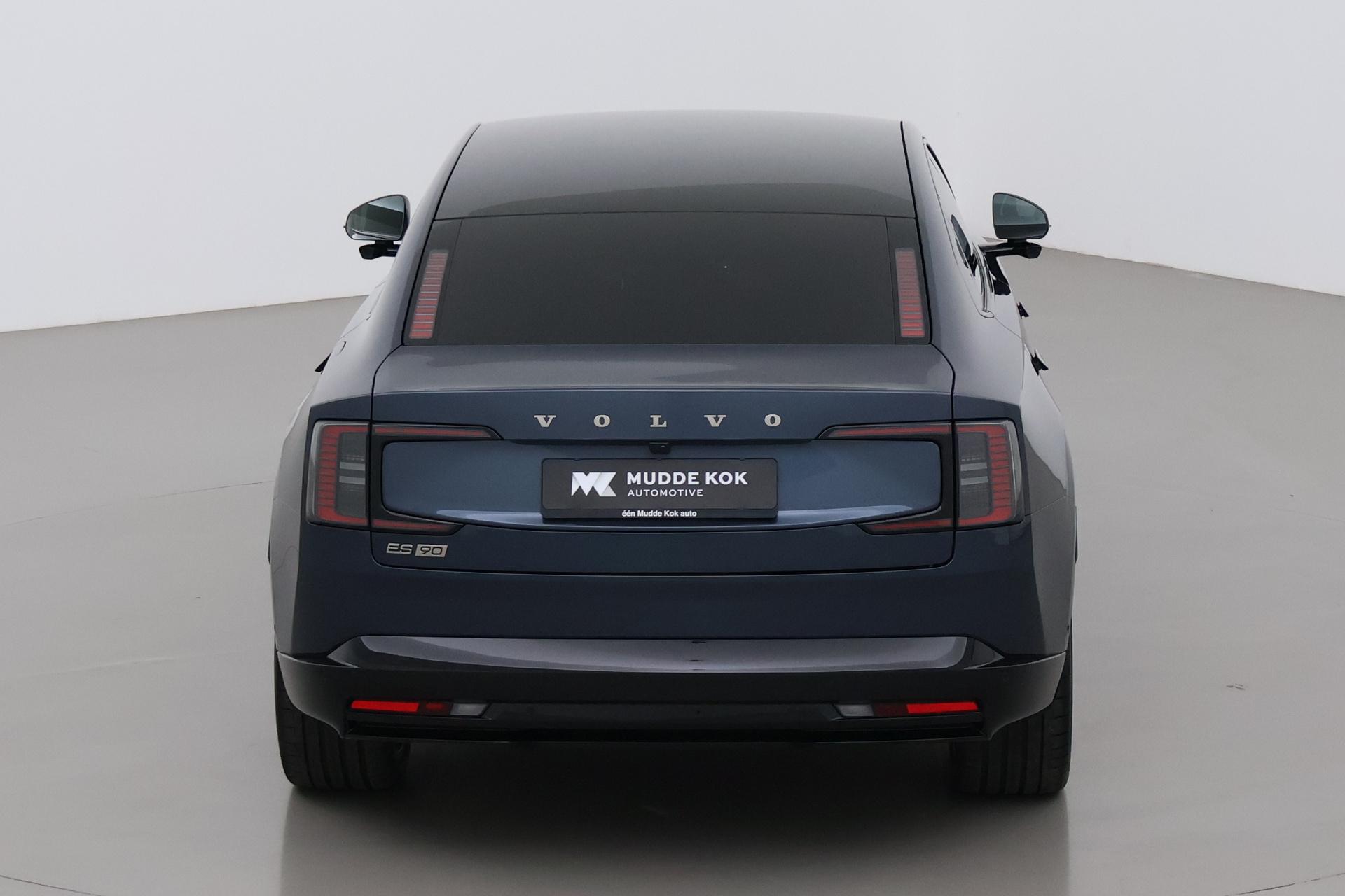 Volvo ES90