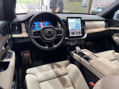 Volvo XC90