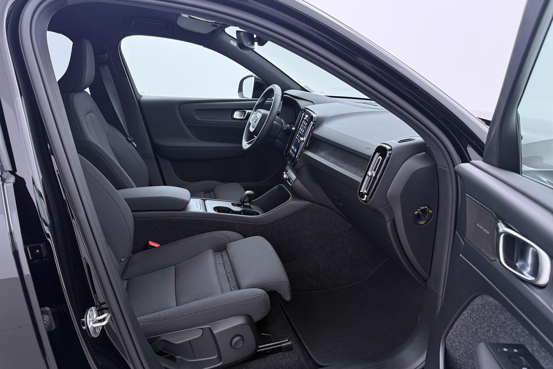 Volvo EX40