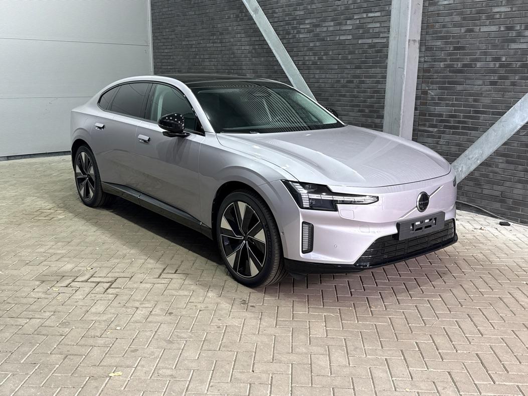 Volvo ES90