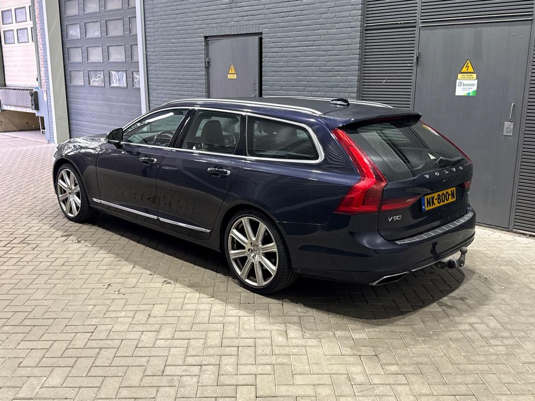 Volvo V90