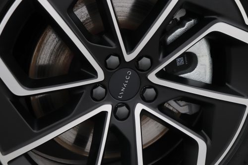 Lynk&co 01