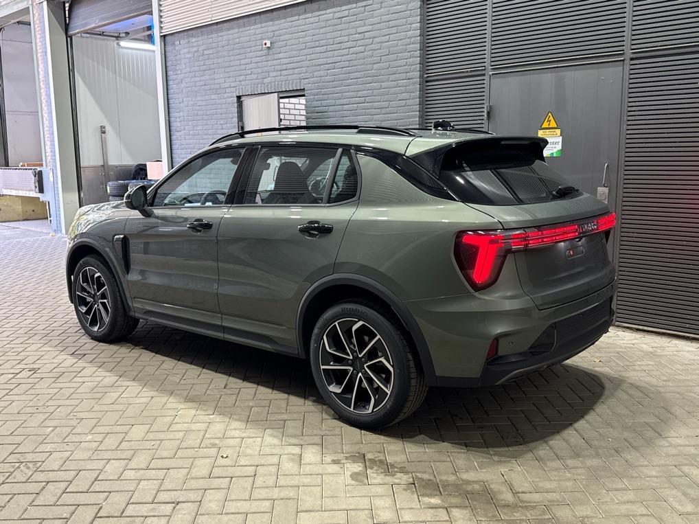 Lynk&co 01