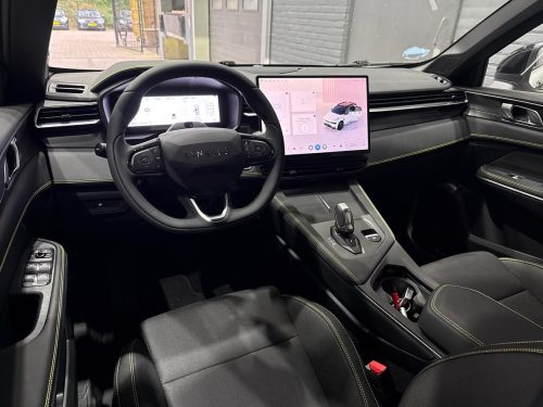 Lynk&co 01