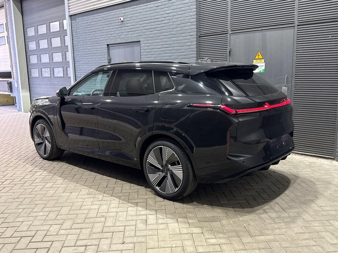 Lynk&co 08