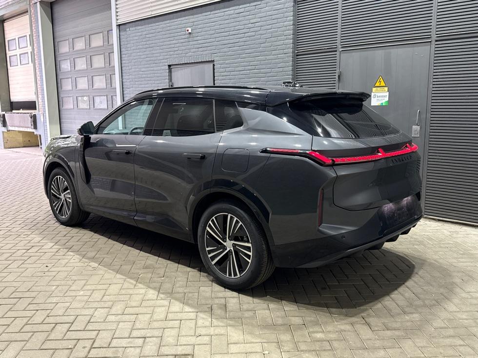 Lynk&co 08