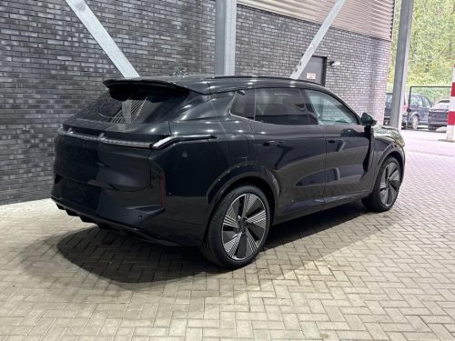 Lynk&co 08