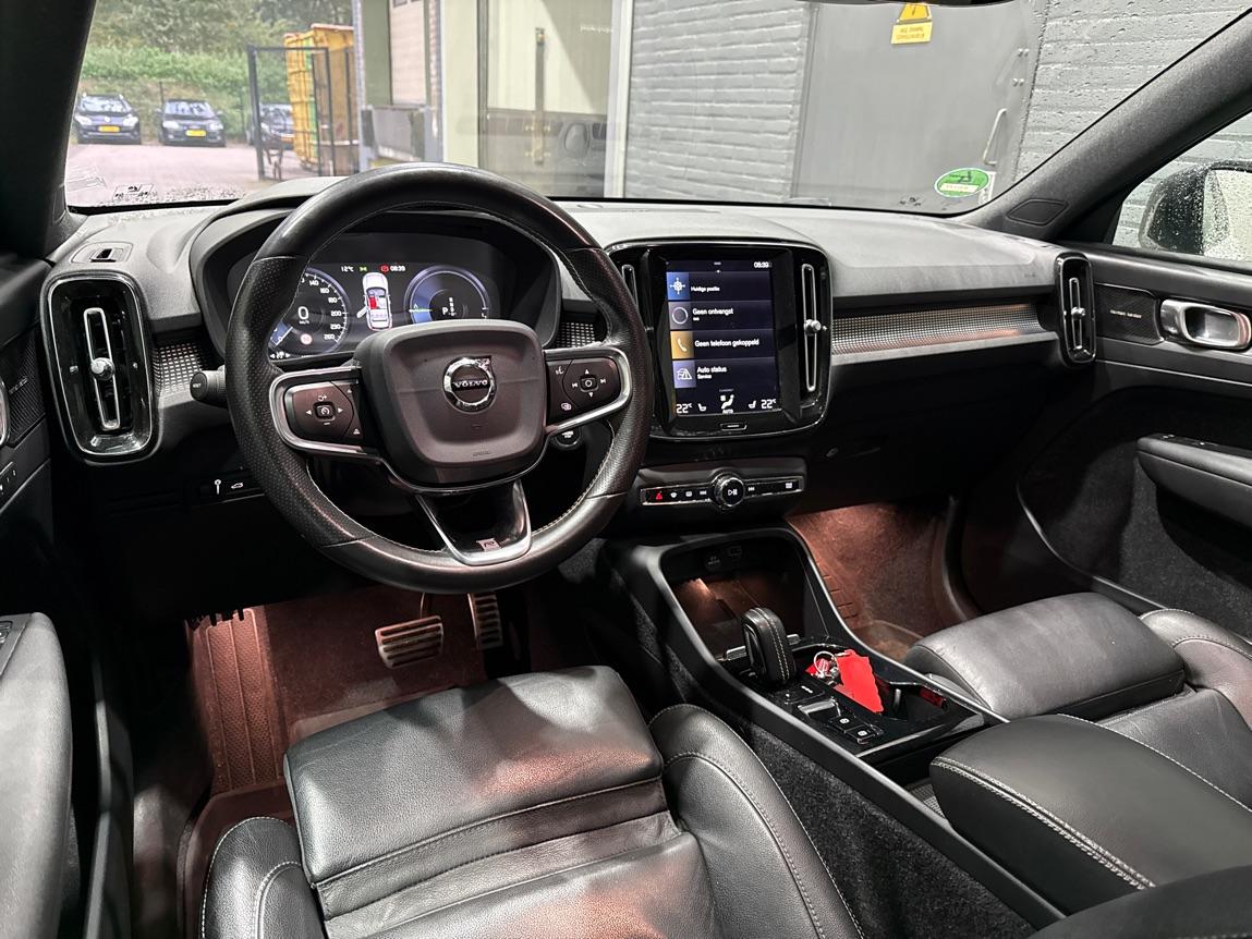 Volvo XC40