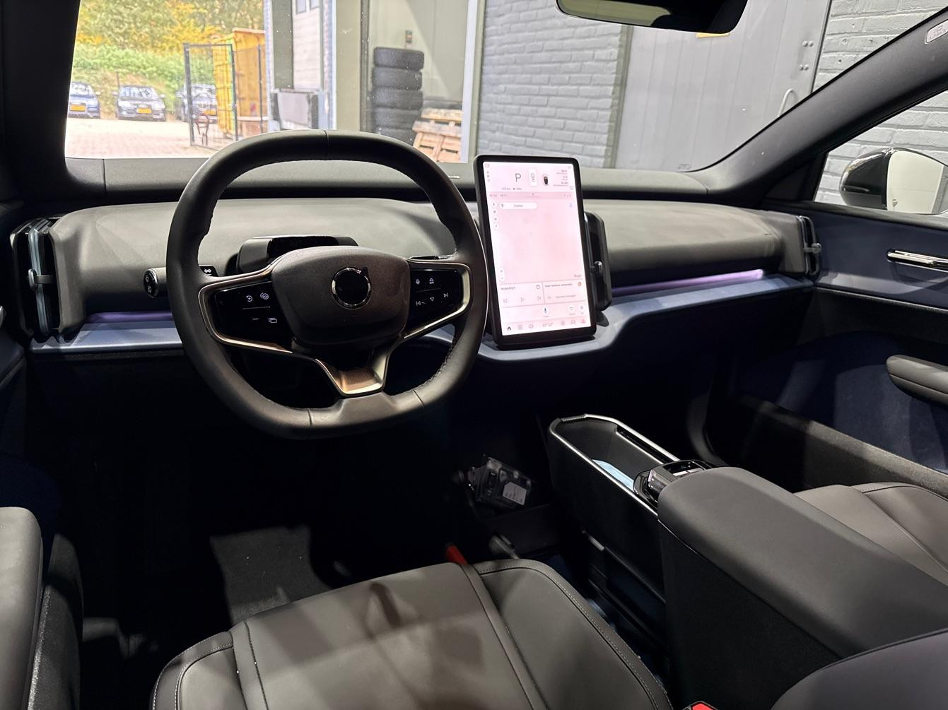 Volvo EX30