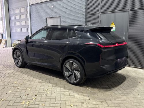 Lynk & Co 08