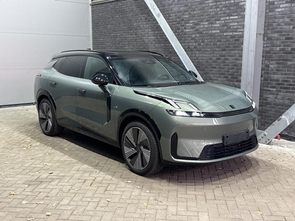 Lynk & Co 08