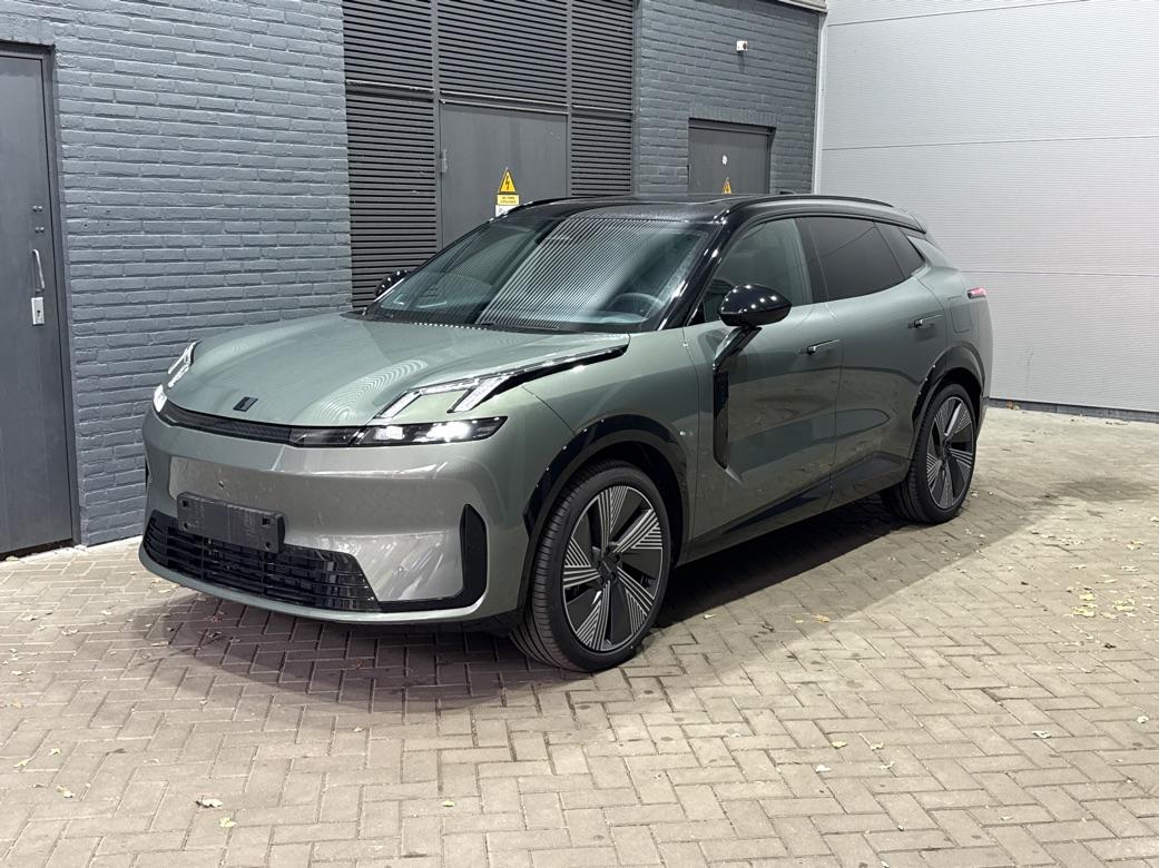 Lynk&co 08