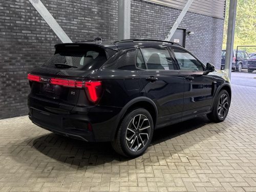 Lynk&co 01