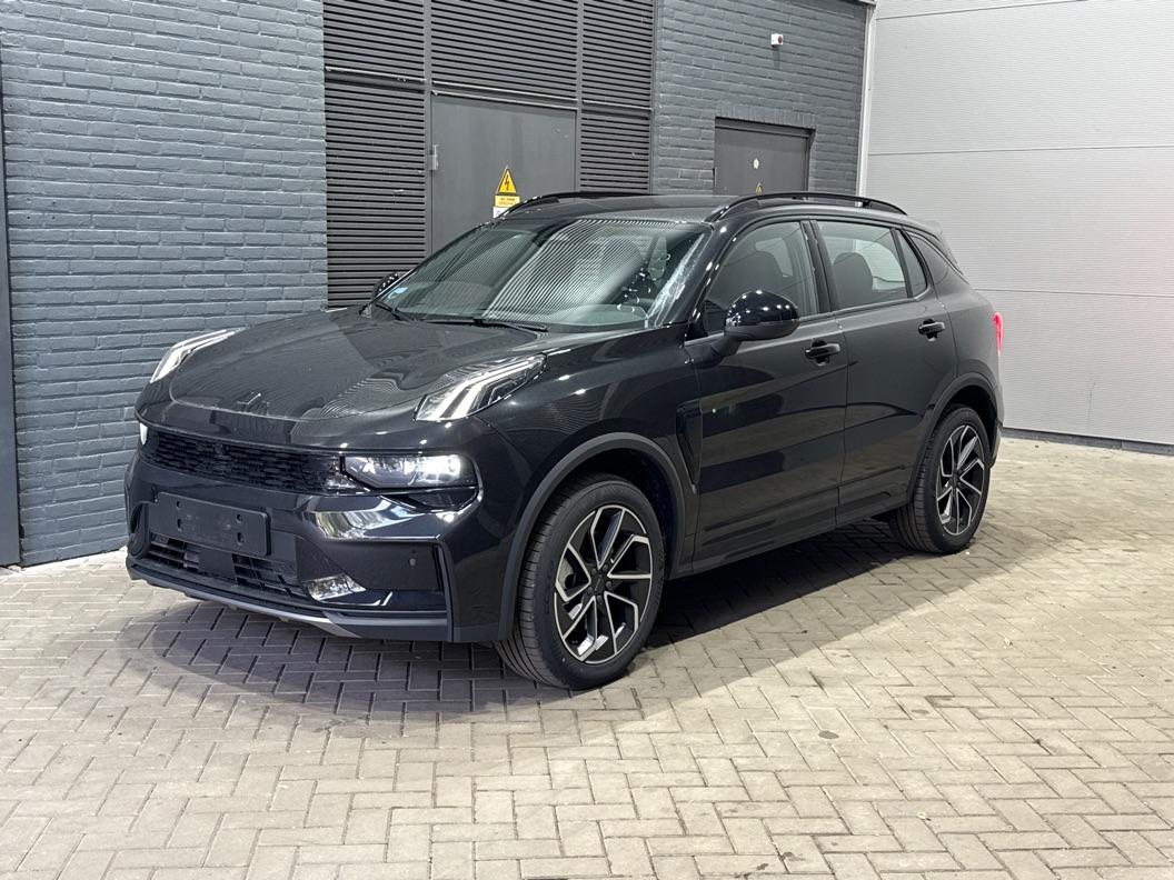 Lynk&co 01